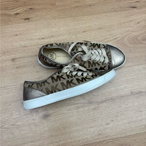 Michael Kors Logo Brown Shoes